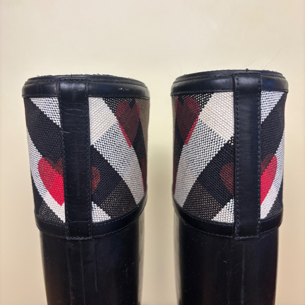 BURBERRY Crosshill Heart Check Rain Boots In Black Women Size 40 Outdoor Rubber - Picture 12 of 14